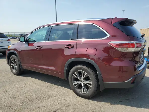 5TDJKRFH3GS351881 2016 TOYOTA HIGHLANDER - Image 2