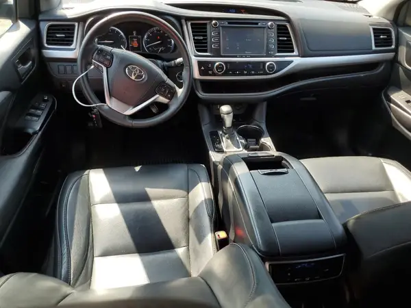 5TDJKRFH3GS351881 2016 TOYOTA HIGHLANDER - Image 8