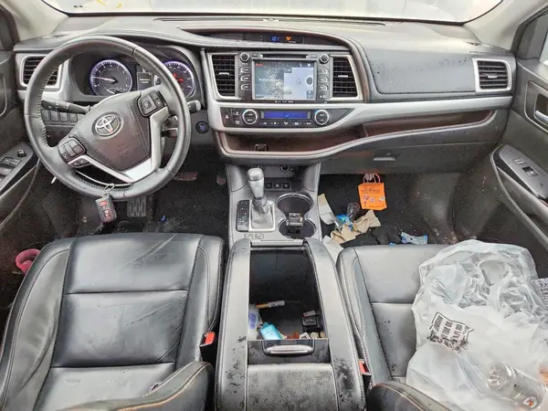5TDJKRFH3GS502458 2016 TOYOTA HIGHLANDER - Image 8