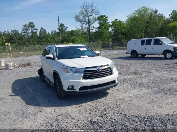 5TDJKRFH3GS505828 2016 TOYOTA HIGHLANDER - Image 1