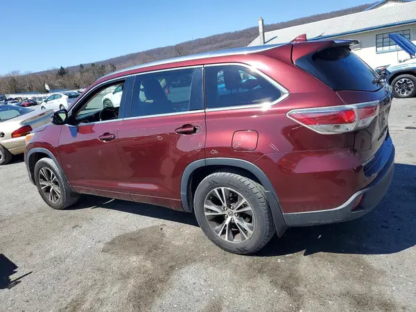 5TDJKRFH4GS225092 2016 TOYOTA HIGHLANDER - Image 2