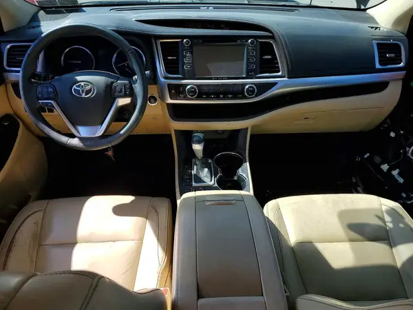 5TDJKRFH4GS225092 2016 TOYOTA HIGHLANDER - Image 8