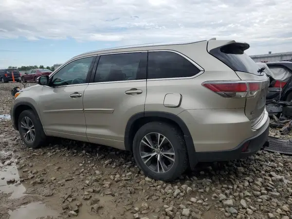 5TDJKRFH4GS226632 2016 TOYOTA HIGHLANDER - Image 2