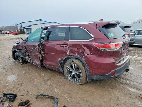 5TDJKRFH4GS233077 2016 TOYOTA HIGHLANDER - Image 2