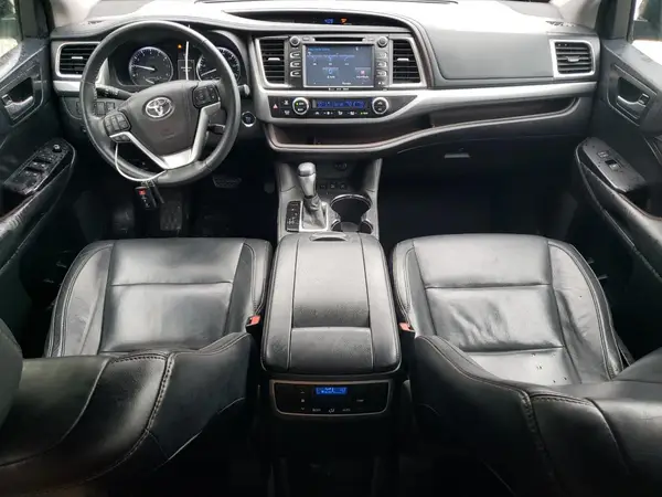 5TDJKRFH4GS236741 2016 TOYOTA HIGHLANDER - Image 8