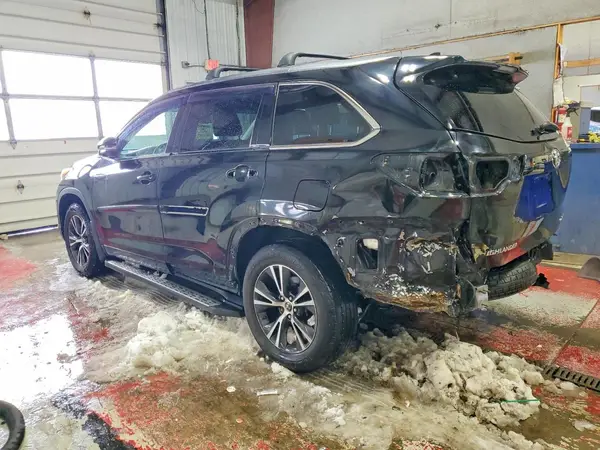 5TDJKRFH4GS239039 2016 TOYOTA HIGHLANDER - Image 2