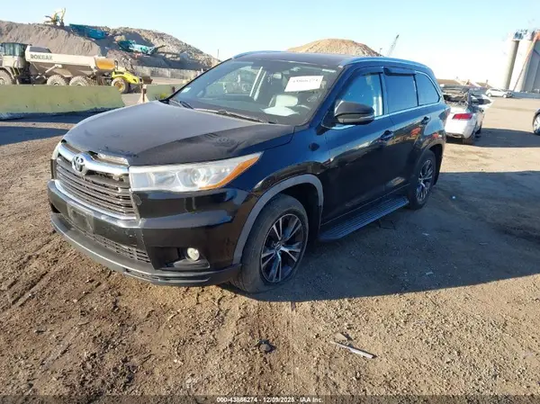 5TDJKRFH4GS246296 2016 TOYOTA HIGHLANDER - Image 2