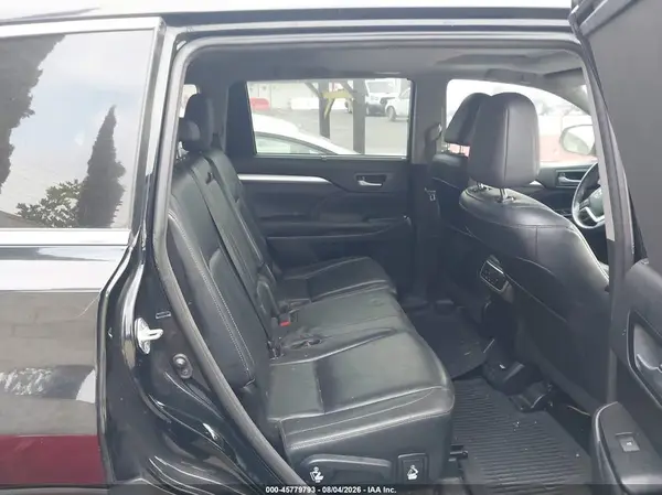 5TDJKRFH4GS274180 2016 TOYOTA HIGHLANDER - Image 8