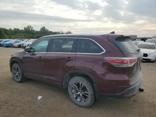 5TDJKRFH4GS295840 2016 TOYOTA HIGHLANDER - Image 2