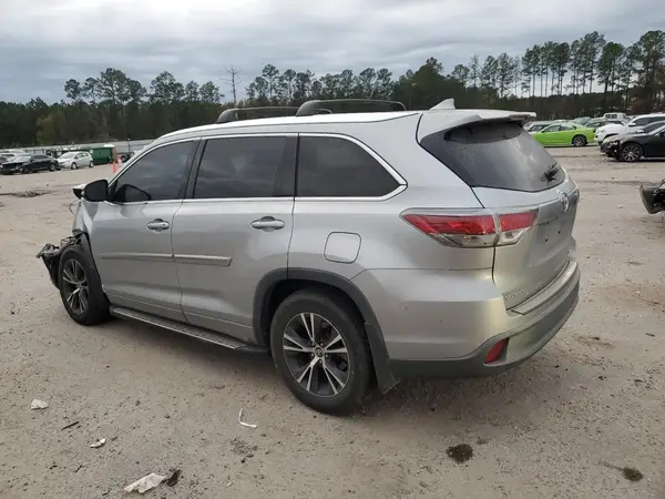 5TDJKRFH4GS307257 2016 TOYOTA HIGHLANDER - Image 2