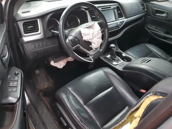 5TDJKRFH4GS307257 2016 TOYOTA HIGHLANDER - Image 8