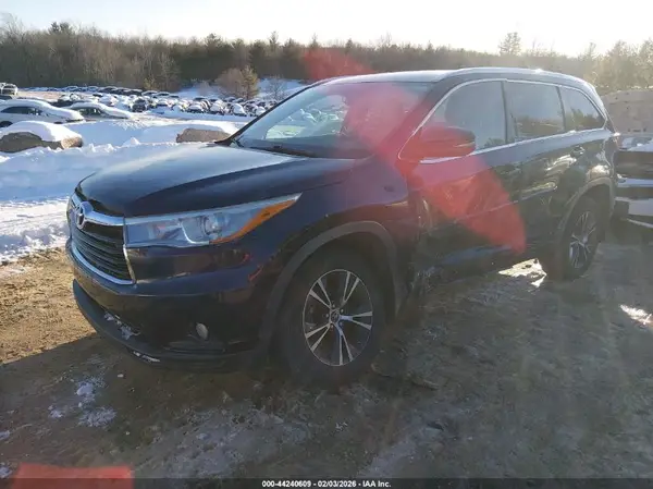 5TDJKRFH4GS316069 2016 TOYOTA HIGHLANDER - Image 2