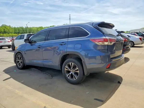 5TDJKRFH4GS322812 2016 TOYOTA HIGHLANDER - Image 2
