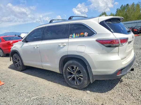 5TDJKRFH4GS331137 2016 TOYOTA HIGHLANDER - Image 2