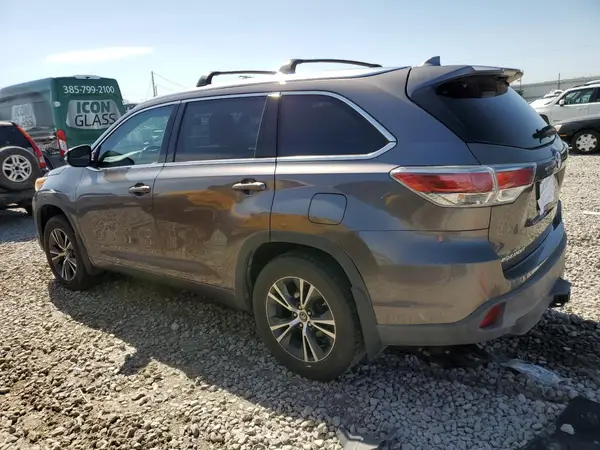5TDJKRFH4GS331719 2016 TOYOTA HIGHLANDER - Image 2