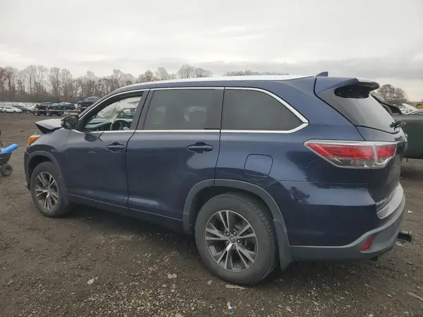 5TDJKRFH4GS337147 2016 TOYOTA HIGHLANDER - Image 2