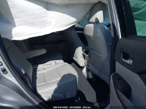5TDJKRFH4GS347208 2016 TOYOTA HIGHLANDER - Image 8