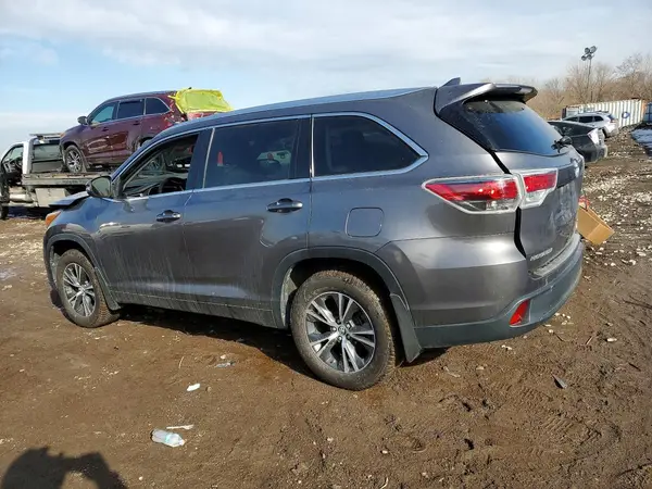 5TDJKRFH4GS355728 2016 TOYOTA HIGHLANDER - Image 2