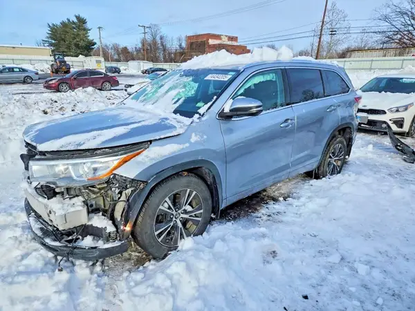 5TDJKRFH4GS500668 2016 TOYOTA HIGHLANDER - Image 1