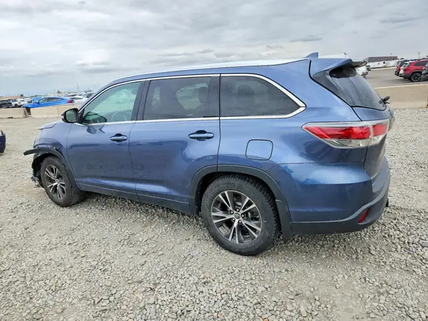 5TDJKRFH4GS502940 2016 TOYOTA HIGHLANDER - Image 2