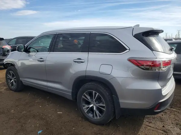 5TDJKRFH4GS504042 2016 TOYOTA HIGHLANDER - Image 2