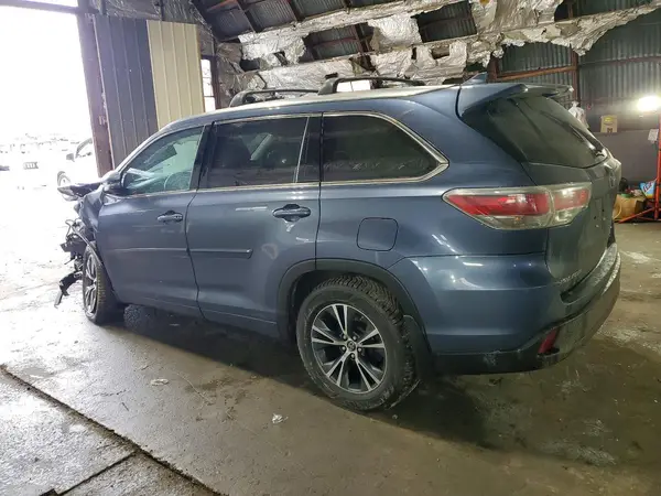 5TDJKRFH4GS505188 2016 TOYOTA HIGHLANDER - Image 2