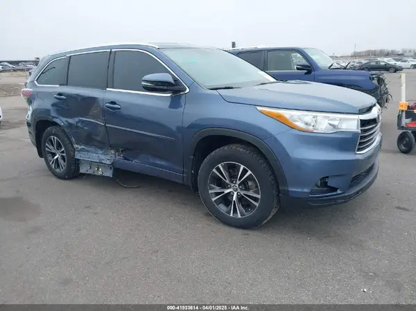 5TDJKRFH5GS227031 2016 TOYOTA HIGHLANDER - Image 1