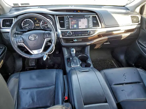 5TDJKRFH5GS228521 2016 TOYOTA HIGHLANDER - Image 8