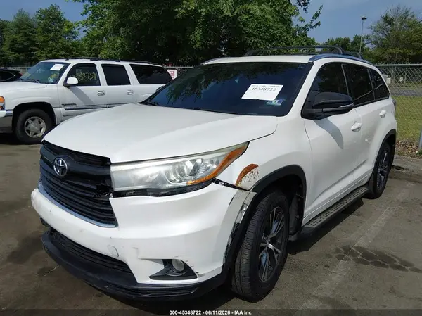 5TDJKRFH5GS237557 2016 TOYOTA HIGHLANDER - Image 2