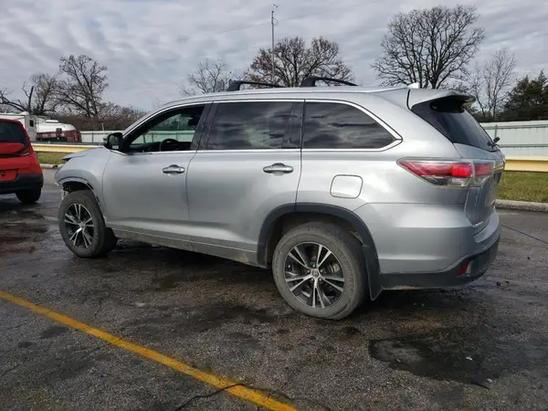 5TDJKRFH5GS237784 2016 TOYOTA HIGHLANDER - Image 2