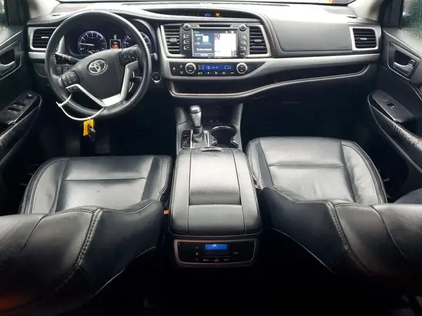 5TDJKRFH5GS253788 2016 TOYOTA HIGHLANDER - Image 8