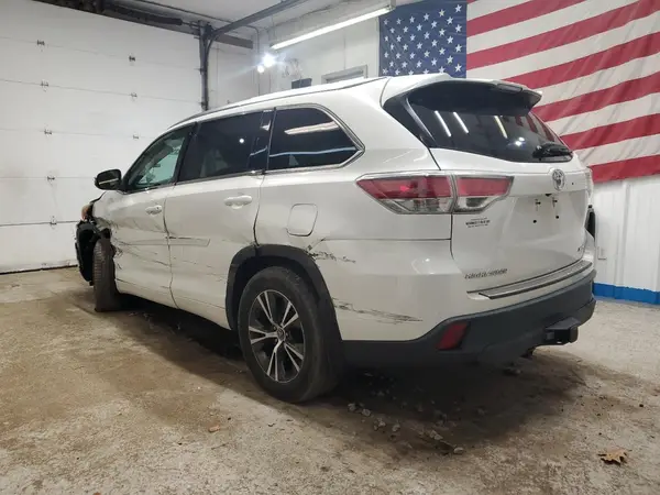 5TDJKRFH5GS254696 2016 TOYOTA HIGHLANDER - Image 2