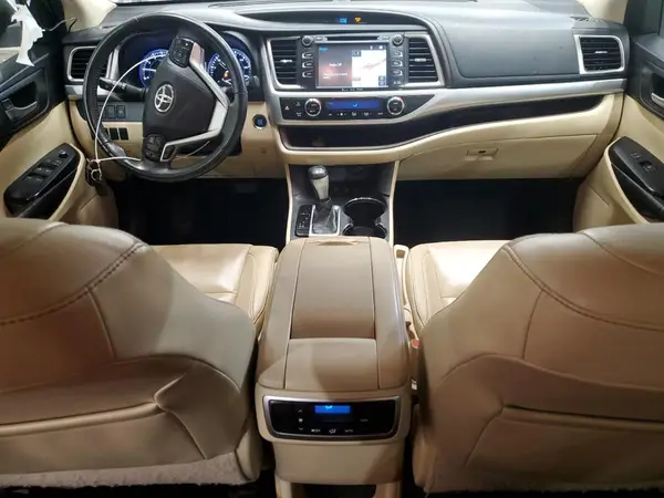 5TDJKRFH5GS254696 2016 TOYOTA HIGHLANDER - Image 8