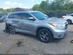 5TDJKRFH5GS259722 2016 TOYOTA HIGHLANDER