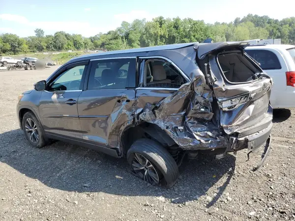 5TDJKRFH5GS261664 2016 TOYOTA HIGHLANDER - Image 2