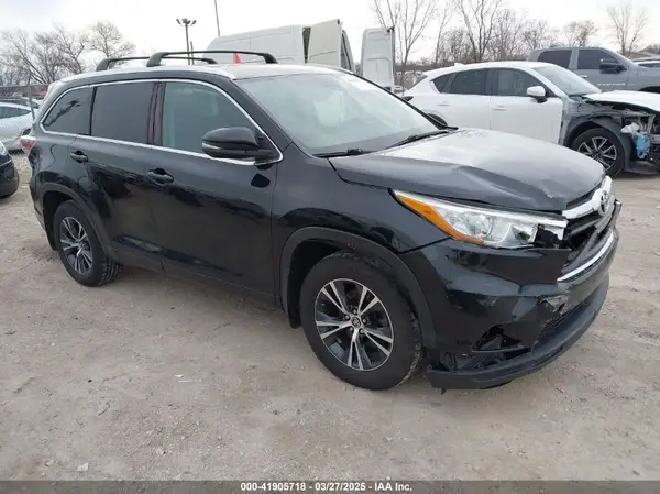 5TDJKRFH5GS262569 2016 TOYOTA HIGHLANDER - Image 1
