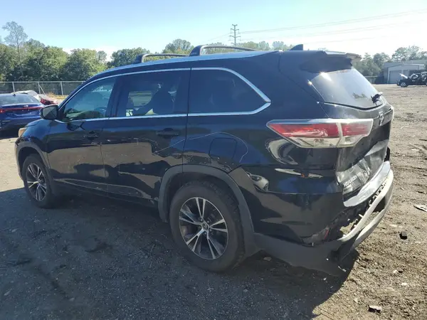 5TDJKRFH5GS266816 2016 TOYOTA HIGHLANDER - Image 2