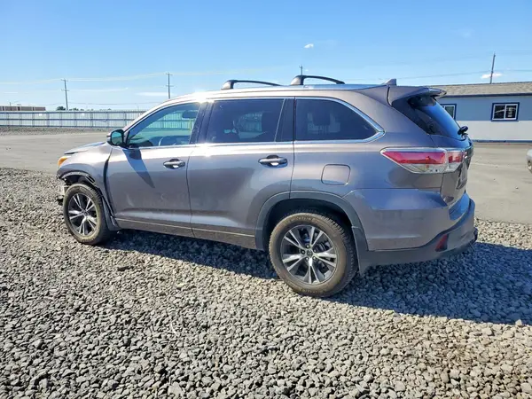 5TDJKRFH5GS270168 2016 TOYOTA HIGHLANDER - Image 2