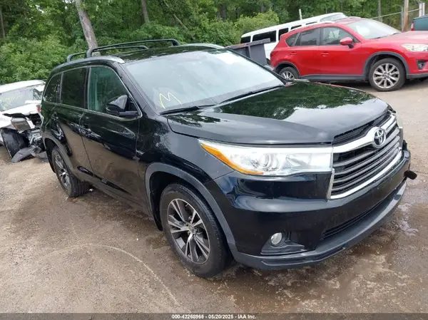 5TDJKRFH5GS270252 2016 TOYOTA HIGHLANDER - Image 1
