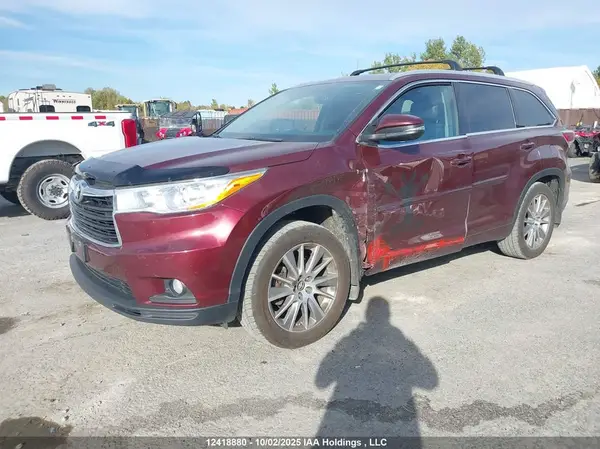 5TDJKRFH5GS288671 2016 TOYOTA HIGHLANDER - Image 2