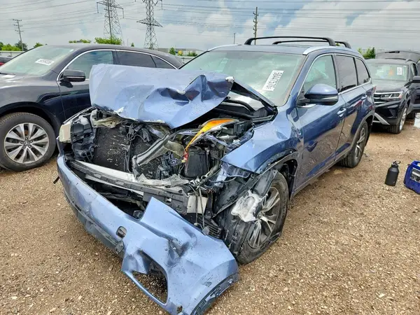 5TDJKRFH5GS290243 2016 TOYOTA HIGHLANDER - Image 1