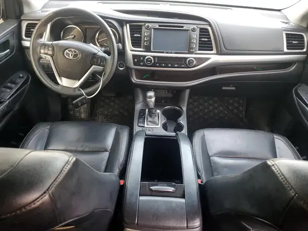 5TDJKRFH5GS293885 2016 TOYOTA HIGHLANDER - Image 8