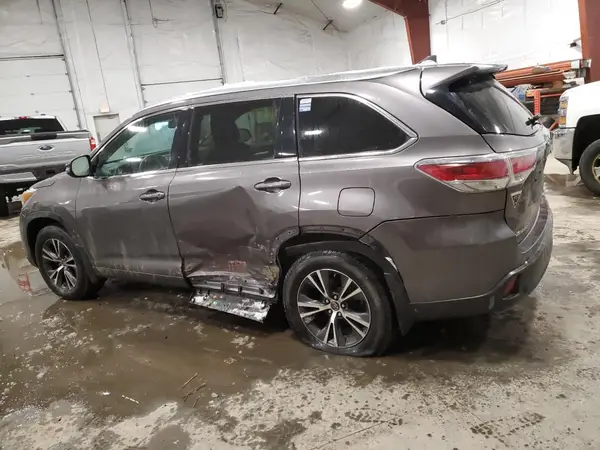 5TDJKRFH5GS324438 2016 TOYOTA HIGHLANDER - Image 2