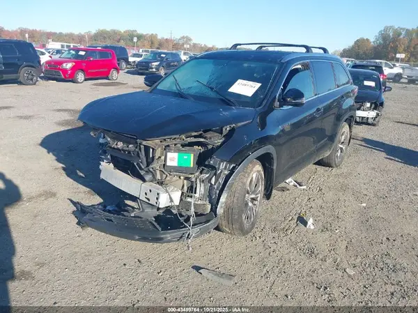 5TDJKRFH5GS326190 2016 TOYOTA HIGHLANDER - Image 2