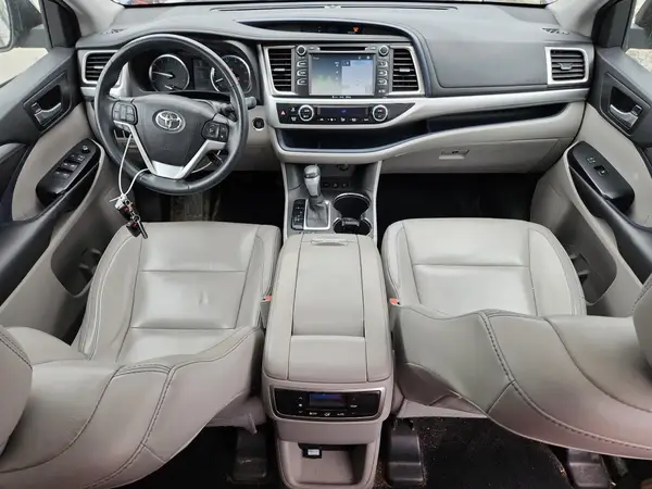 5TDJKRFH5GS326917 2016 TOYOTA HIGHLANDER - Image 8