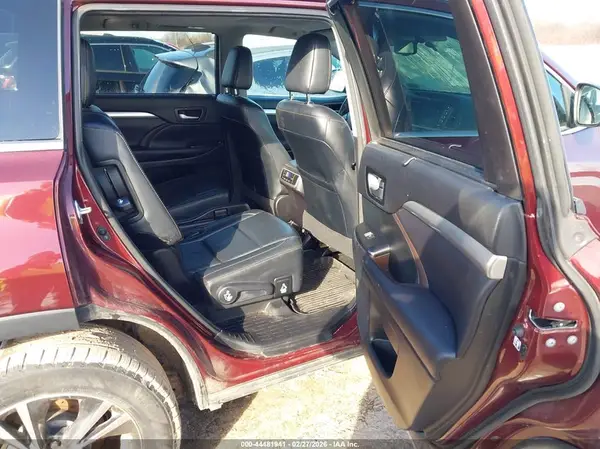5TDJKRFH5GS332121 2016 TOYOTA HIGHLANDER - Image 8