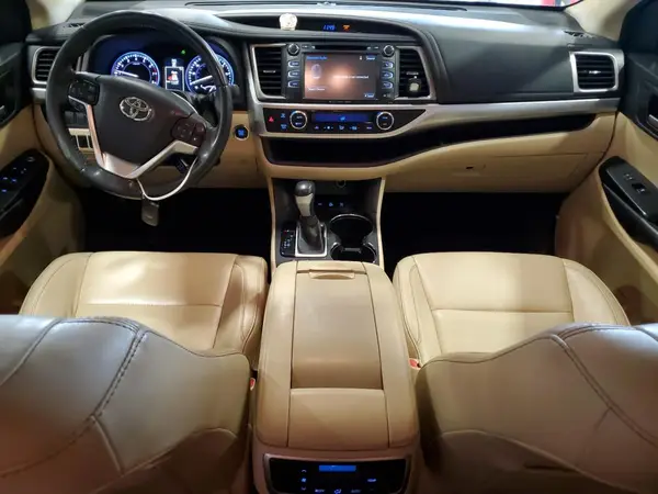 5TDJKRFH5GS337366 2016 TOYOTA HIGHLANDER - Image 8