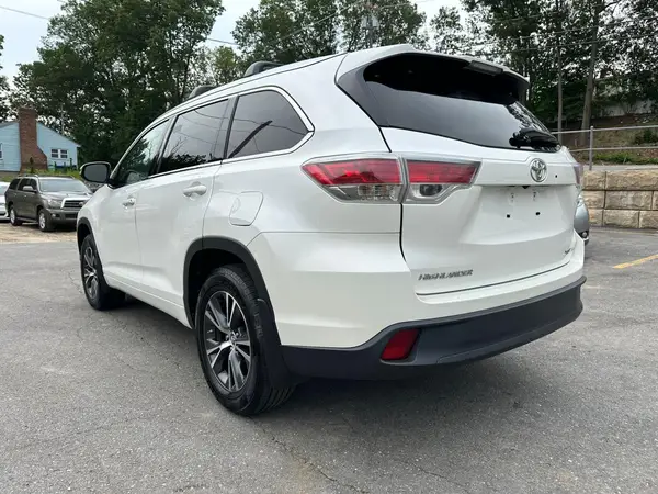 5TDJKRFH5GS337626 2016 TOYOTA HIGHLANDER - Image 2