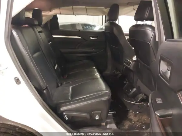 5TDJKRFH5GS341613 2016 TOYOTA HIGHLANDER - Image 8