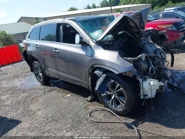 5TDJKRFH5GS343006 2016 TOYOTA HIGHLANDER - Image 1